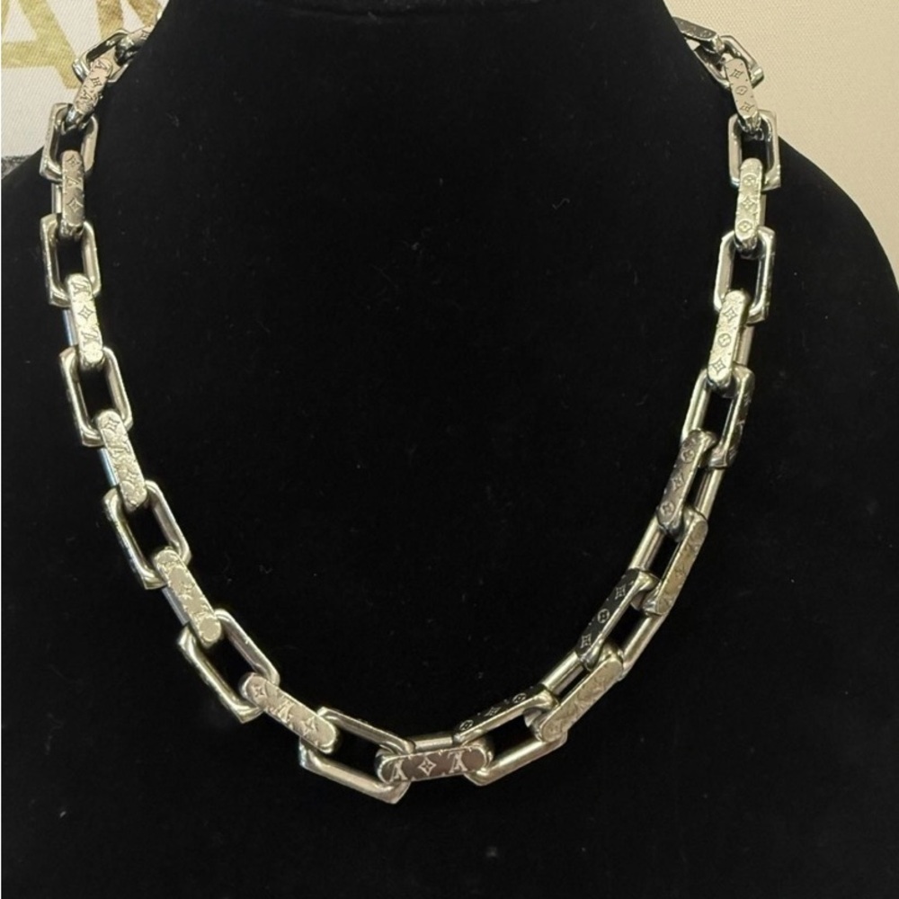 Louis Vuitton Monogram Chain Necklace